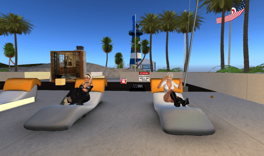 Yasmin and Diomita at the pool