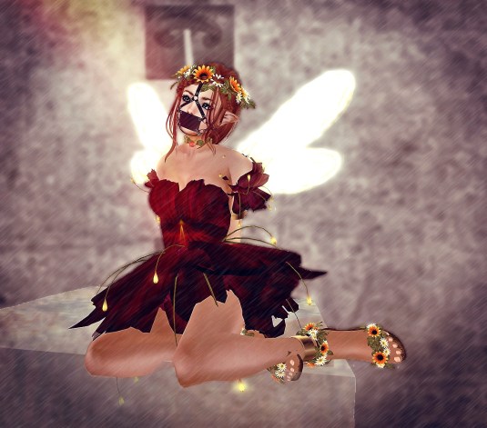 Luna (by Sarah Fhang)