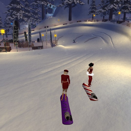 Jenny and Diomita snowboarding
