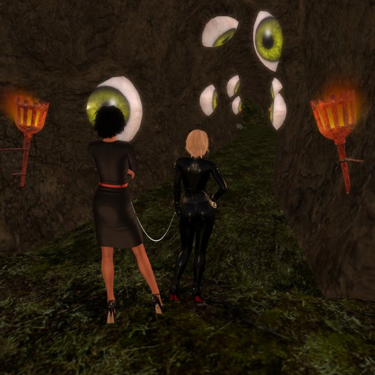 The colourful designed caves at Ariadne Mountain (3)