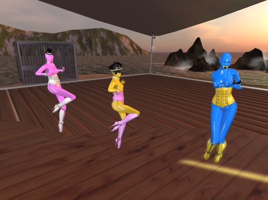 Jan 15th: slaves Nina, Flo and cecy enjoying the Friday night party