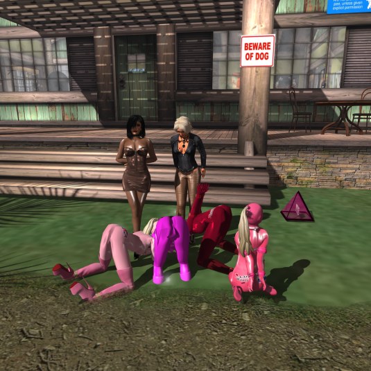 June 2nd: Diomita, Jenny and the slaves - raise your bums