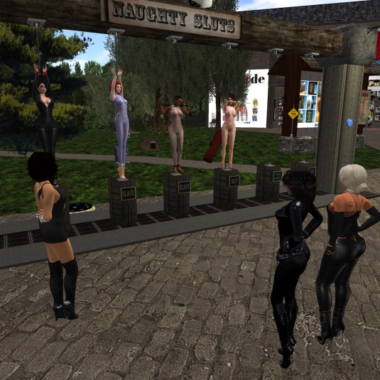 July 31st: Posion, slave Nina, slave Flo and slave Pauline exposed at Lochme.