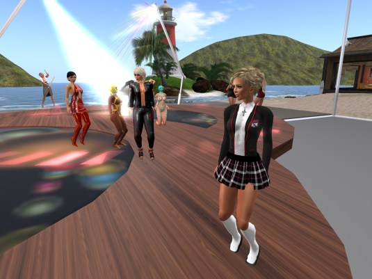 Sept 2nd - Friday night Party: Angelique (in the background: Virgo, Jenny, slave Flo, Diomita, slave cecy)