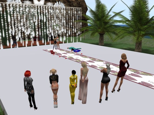 October 23rd, 2016: The different 8th wedding anniversary (2)