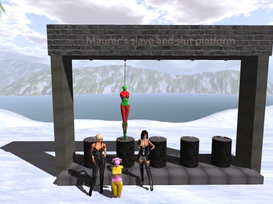 December 28th: slave D stored and exposed at the new "Maurer's slave and slut platform"